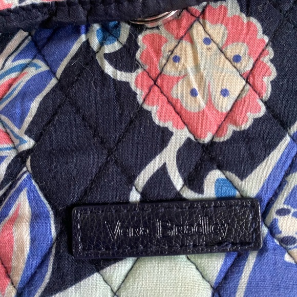 Vera Bradley Bag - Picture 3 of 4